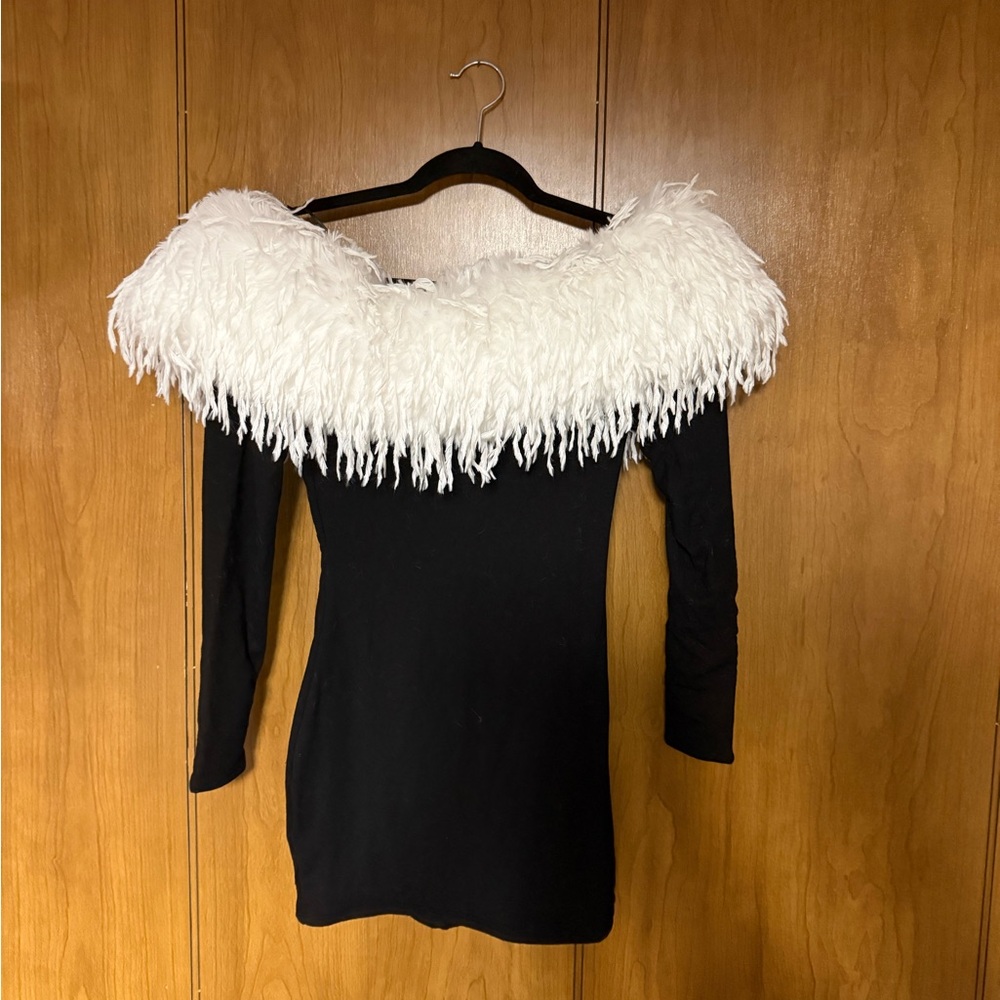Naked Wardrobe
Butter Faux Feather Trim Off the Shoulder Long Sleeve Minidress - Picture 3 of 5
